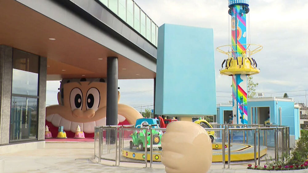 アウトレットに登場した「ガリガリ君」のアトラクションに驚き｜TBSテレビ