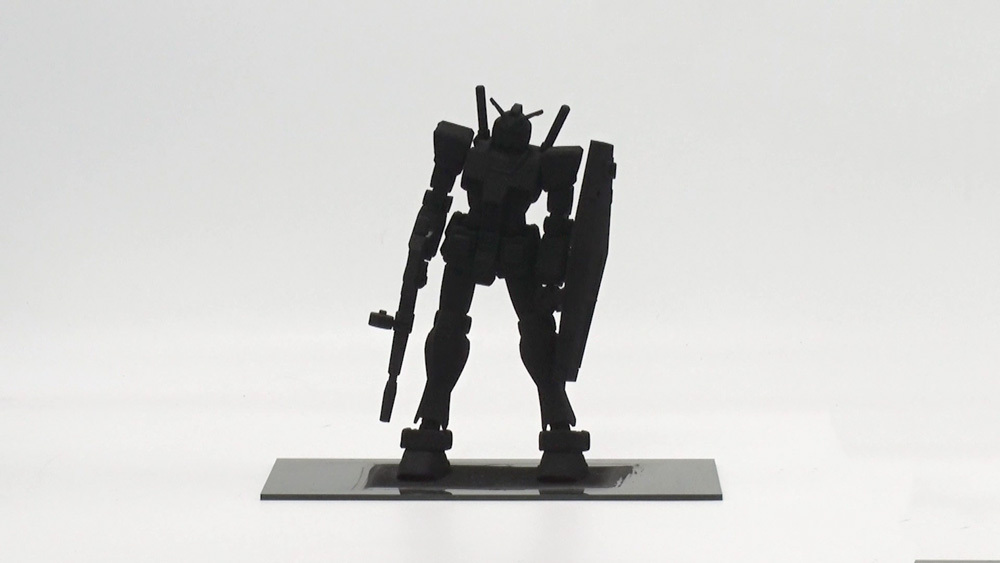 ガンプラが真っ黒になる絵の具⁉︎ターナー色彩の開発した「暗黒