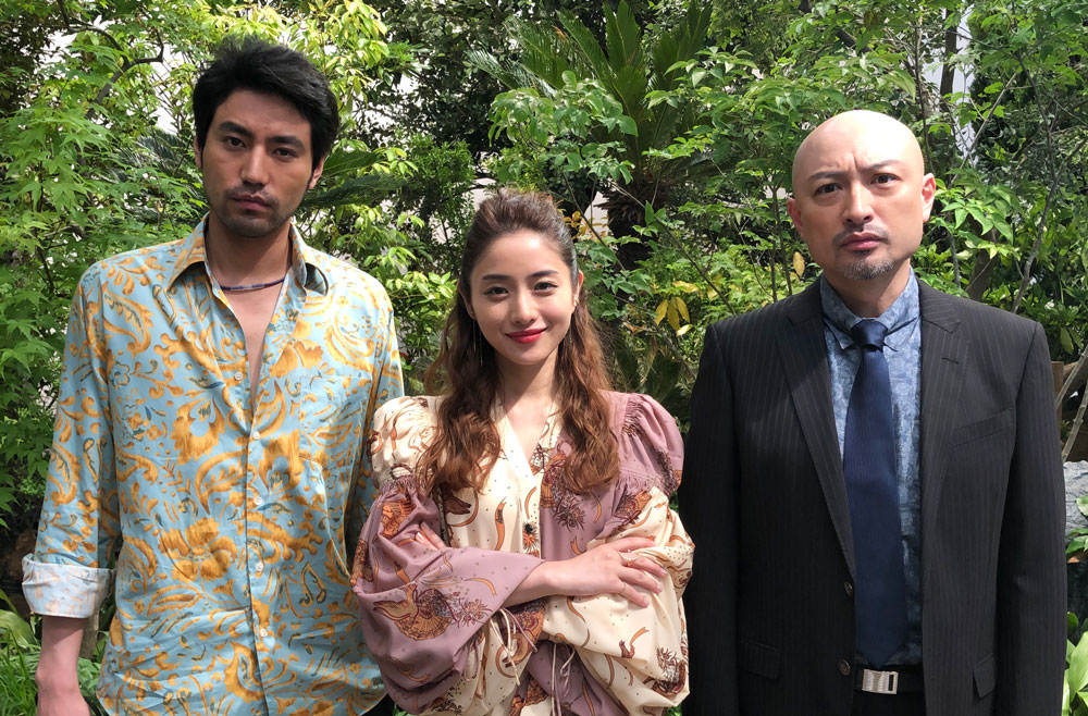 仮名子と鐘公論の編集者