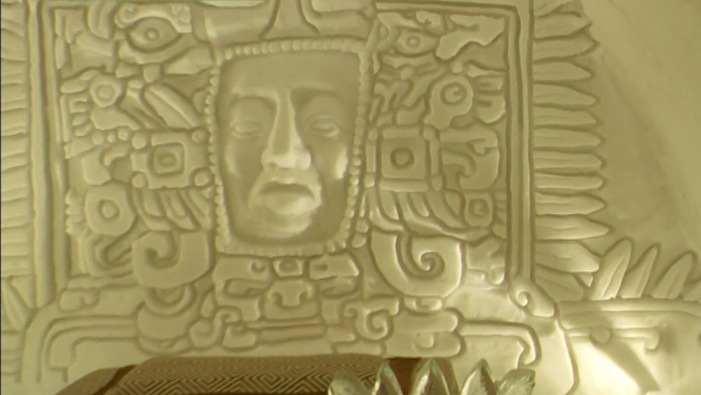 「マヤ文明」をモチーフにした氷の彫刻