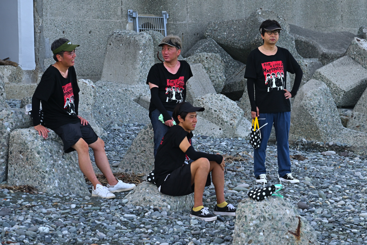 小 の会のメンバー解禁 小沢発案の 神奈川県小田原市で小さな幸せを探す小旅行 をテーマに旅をする Tverプラス 最新エンタメニュース