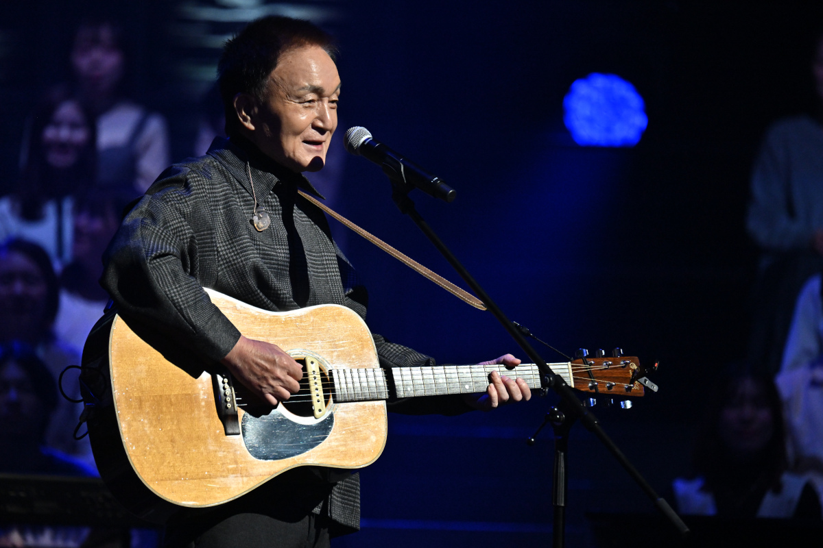 数々のアーティストと共に紡いできたこれまでの軌跡をたどる3時間