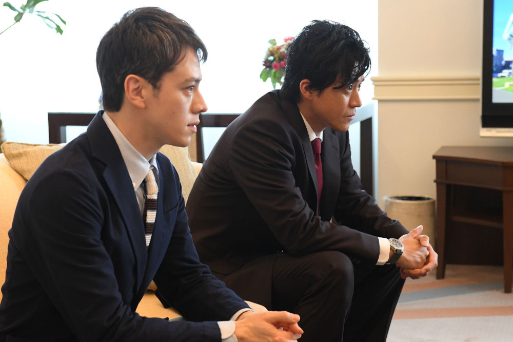 小栗旬とウエンツ瑛士