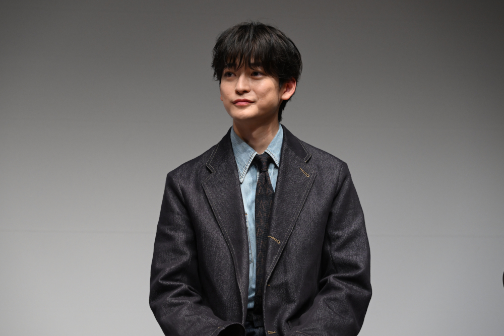 直人役の高橋文哉